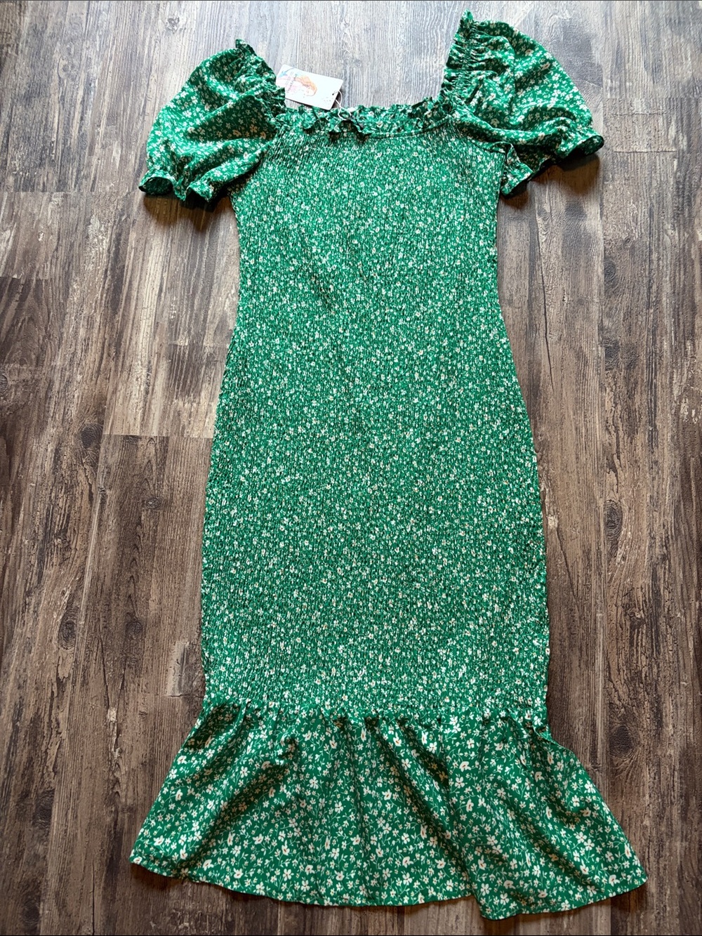 Green Floral Puff-Sleeve Midi Dress